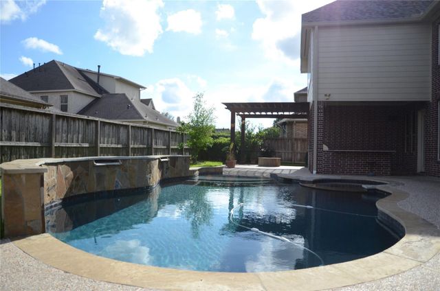 17423 Hanoverian Drive, Richmond, TX 77407