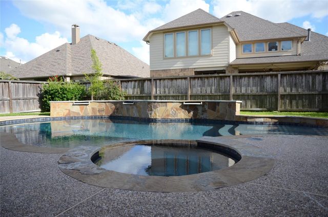 17423 Hanoverian Drive, Richmond, TX 77407