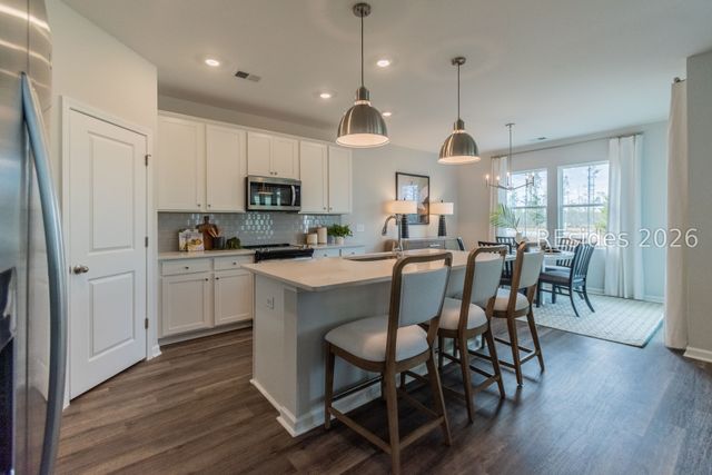 504 Dreher Dr, Hardeeville, SC 29927