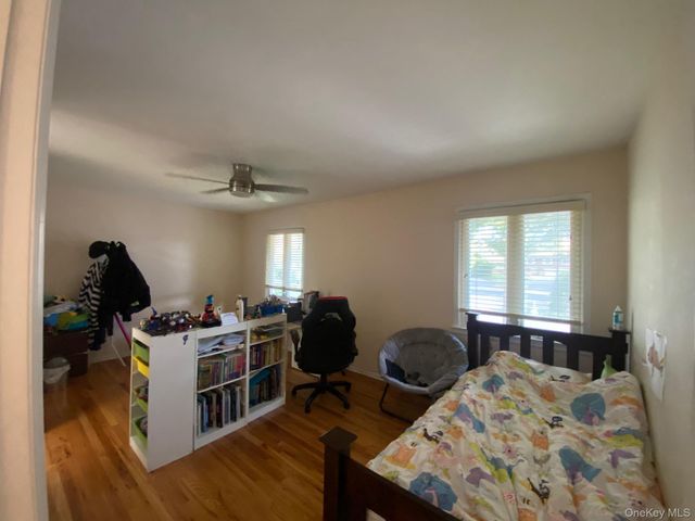 12 Russell Woods Road, Great Neck, NY 11021