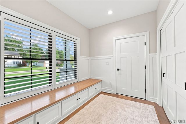 7366 Winbert Drive, Wheatfield, NY 14120