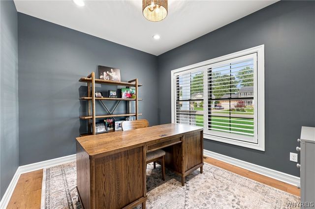 7366 Winbert Drive, Wheatfield, NY 14120