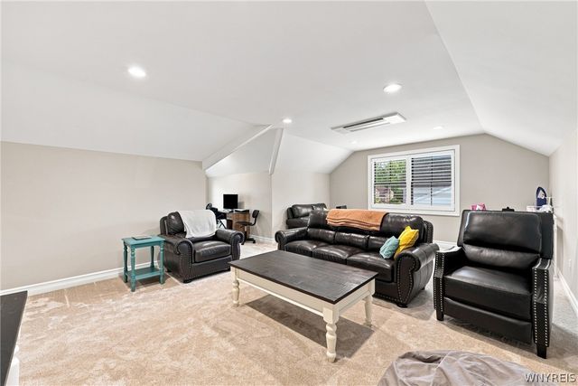 7366 Winbert Drive, Wheatfield, NY 14120
