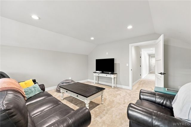 7366 Winbert Drive, Wheatfield, NY 14120