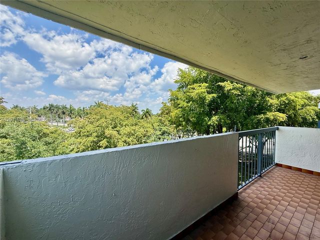 5700 SW 127th Avenue 1413, Miami, FL 33183