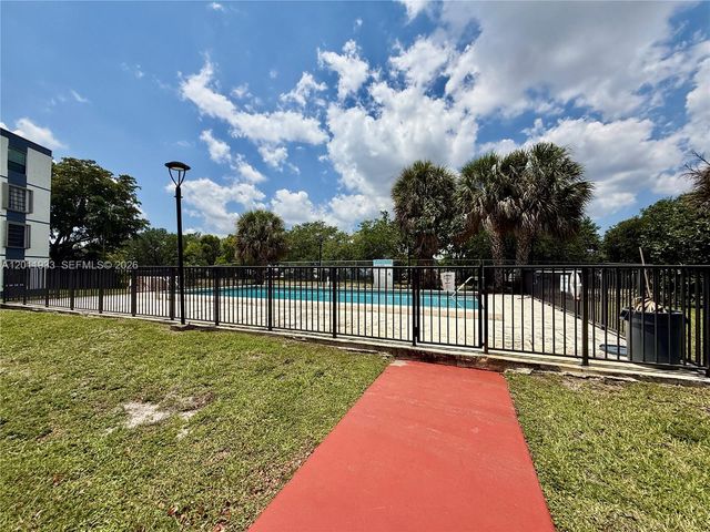 5700 SW 127th Avenue 1413, Miami, FL 33183