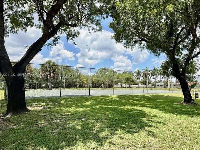 5700 SW 127th Avenue 1413, Miami, FL 33183