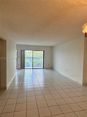5700 SW 127th Avenue 1413, Miami, FL 33183