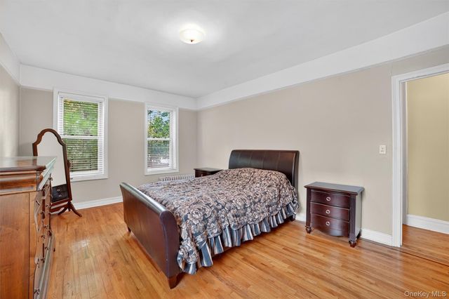 219 Bronx River Road 2L, Yonkers, NY 10704