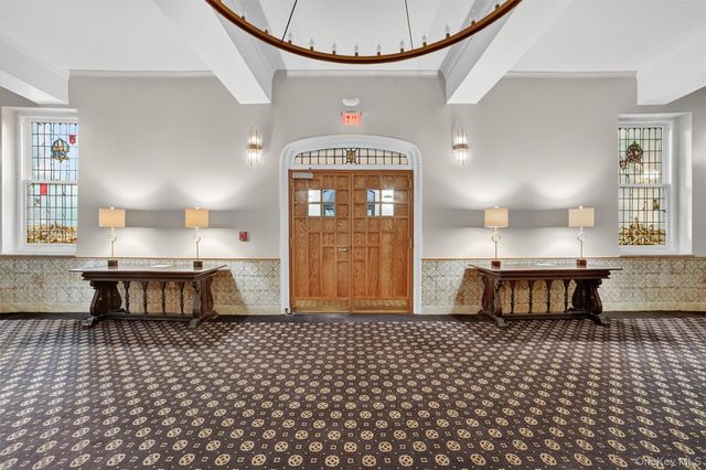 219 Bronx River Road 2L, Yonkers, NY 10704