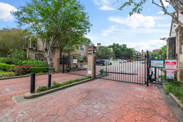 1860 White Oak Drive 355, Houston, TX 77009