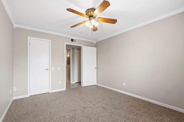 1860 White Oak Drive 355, Houston, TX 77009