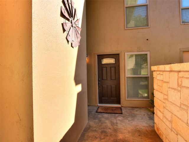 222 Lido ST J-2, Lakeway, TX 78734