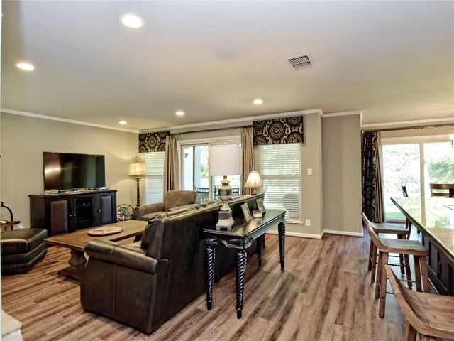 222 Lido ST J-2, Lakeway, TX 78734