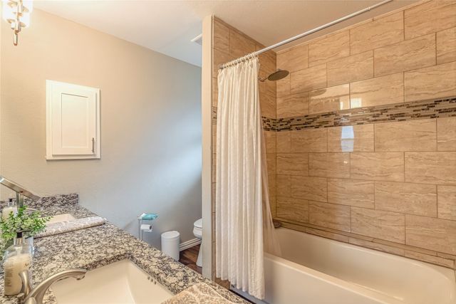 1100 Byron Lane, Arlington, TX 76012