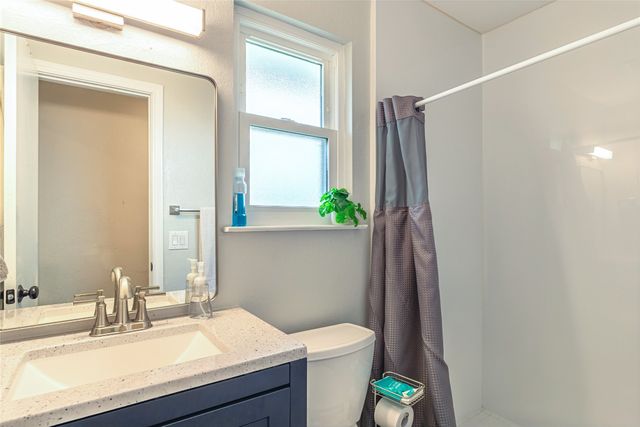 1100 Byron Lane, Arlington, TX 76012