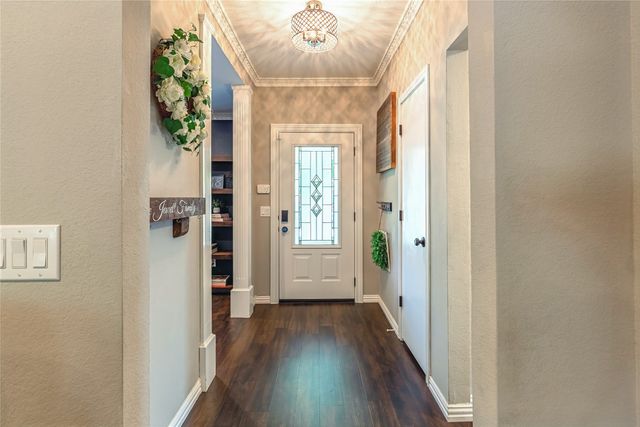 1100 Byron Lane, Arlington, TX 76012