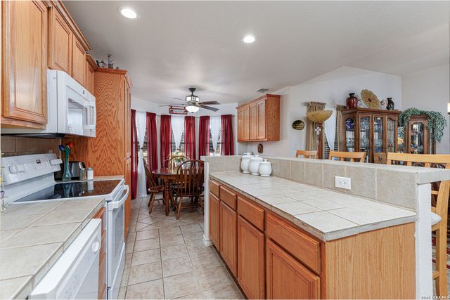 1707 Park View, Pleasanton, TX 78064