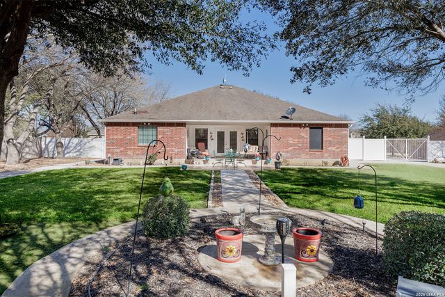 1707 Park View, Pleasanton, TX 78064