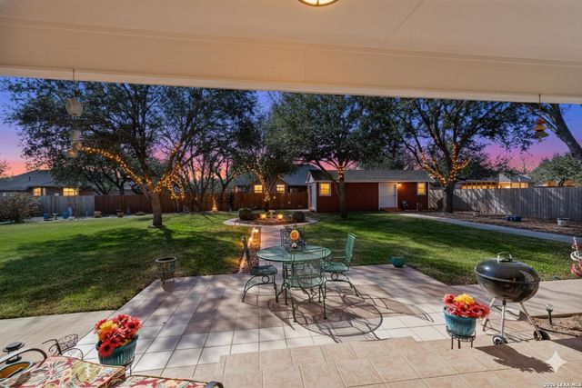 1707 Park View, Pleasanton, TX 78064