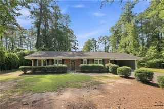 117 Lakeview Drive, Whispering Pines, NC 28327