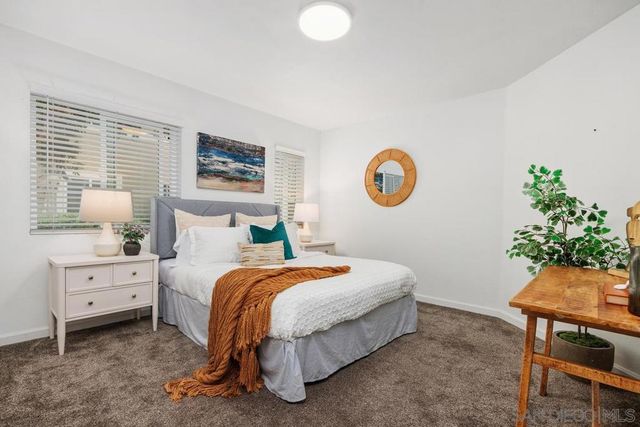 7565 Charmant Dr 417, San Diego, CA 92122