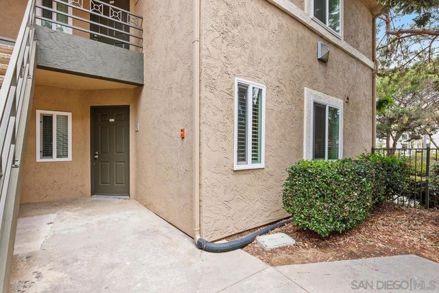 7565 Charmant Dr 417, San Diego, CA 92122