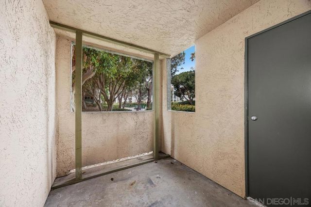 7565 Charmant Dr 417, San Diego, CA 92122