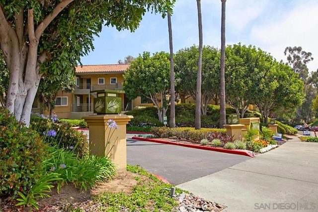 7565 Charmant Dr 417, San Diego, CA 92122