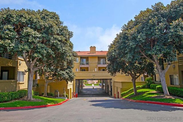 7565 Charmant Dr 417, San Diego, CA 92122