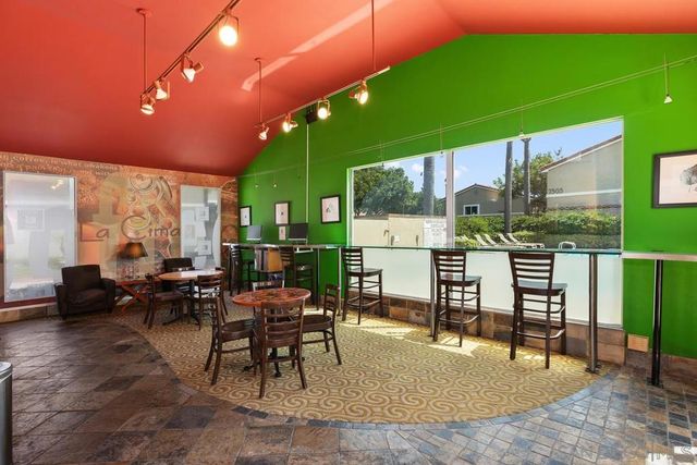 7565 Charmant Dr 417, San Diego, CA 92122