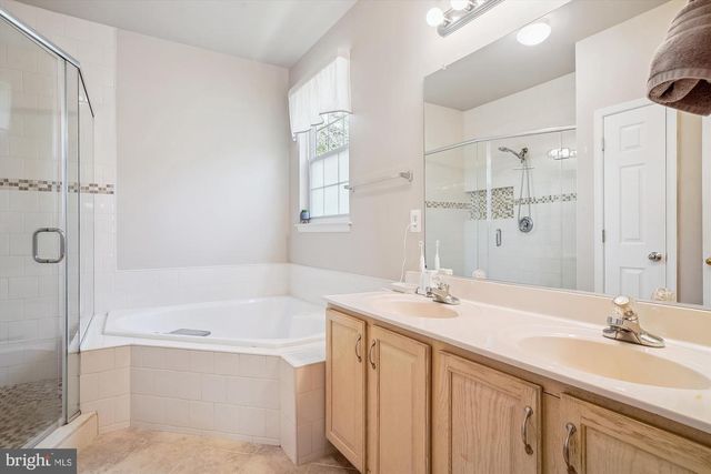 327 CROSS CREEK COURT, Chester, MD 21619