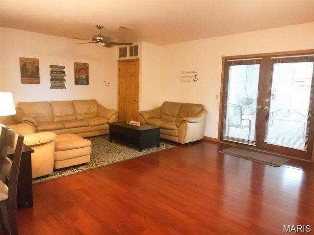 677 State Highway AA, Piedmont, MO 63957