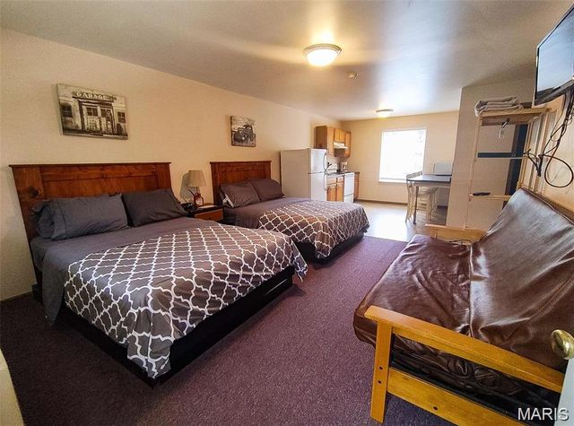 677 State Highway AA, Piedmont, MO 63957