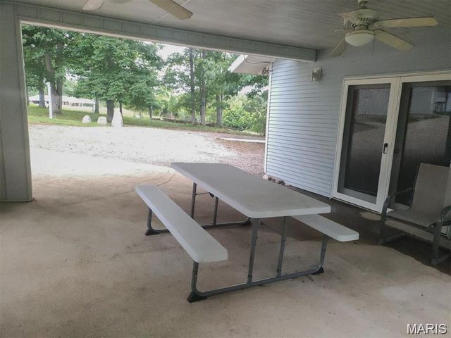 677 State Highway AA, Piedmont, MO 63957