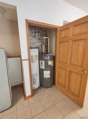 677 State Highway AA, Piedmont, MO 63957