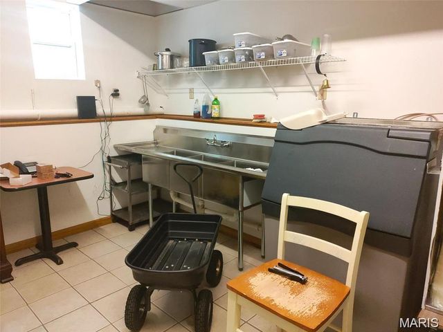 677 State Highway AA, Piedmont, MO 63957