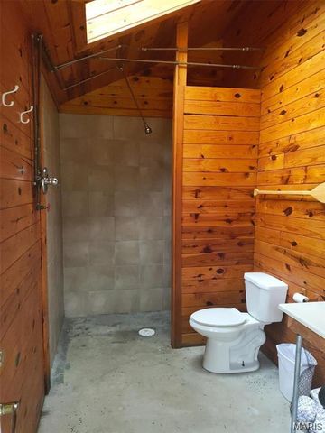 677 State Highway AA, Piedmont, MO 63957