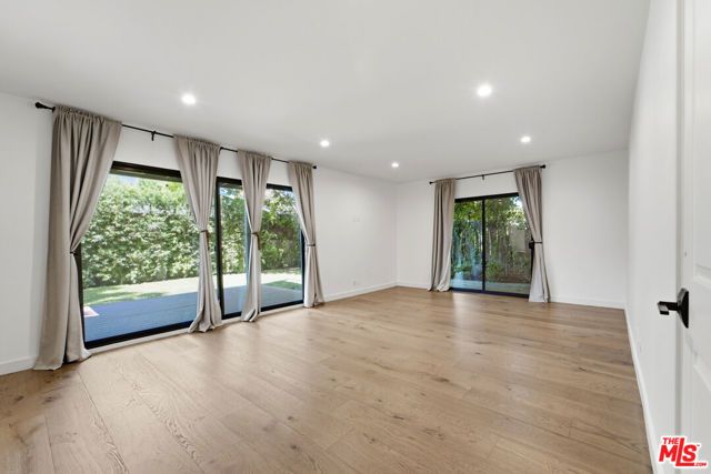 393 Huntley Drive 1, West Hollywood, CA 90048