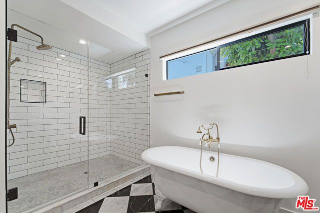 393 Huntley Drive 1, West Hollywood, CA 90048