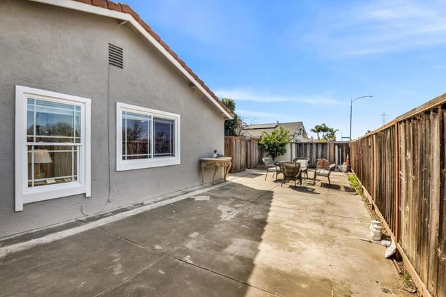 2825 Aetna Way, San Jose, CA 95121