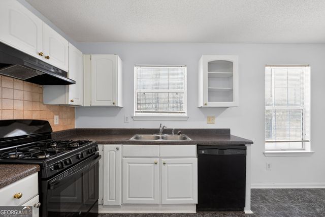 2549 Feywood Court, Lithonia, GA 30058