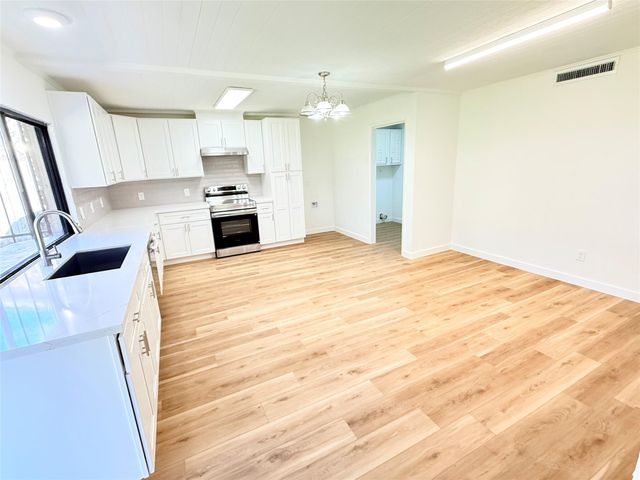 2126 Quail Valley East Drive, Missouri City, TX 77459