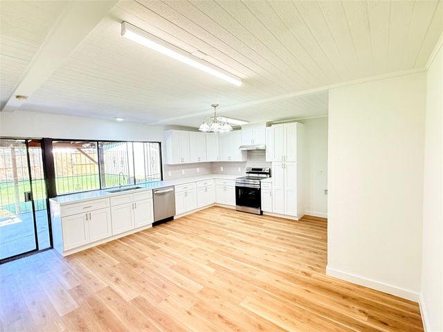 2126 Quail Valley East Drive, Missouri City, TX 77459