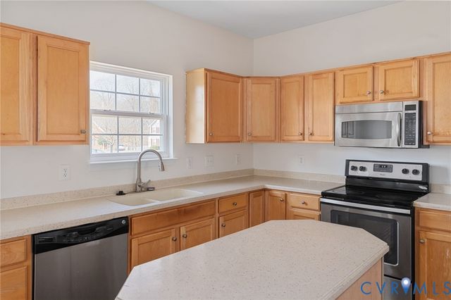 1400 Chickview Ct, Henrico, VA 23223