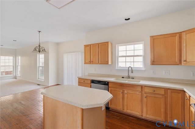 1400 Chickview Ct, Henrico, VA 23223