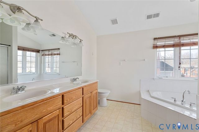 1400 Chickview Ct, Henrico, VA 23223