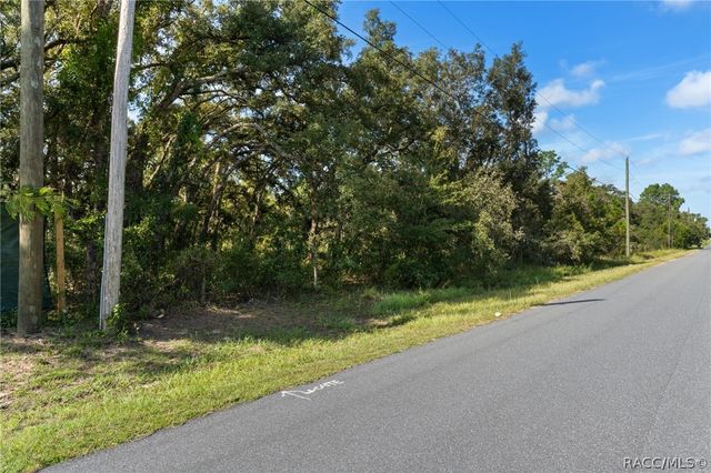 4274 W Field Street, Homosassa, FL 34446