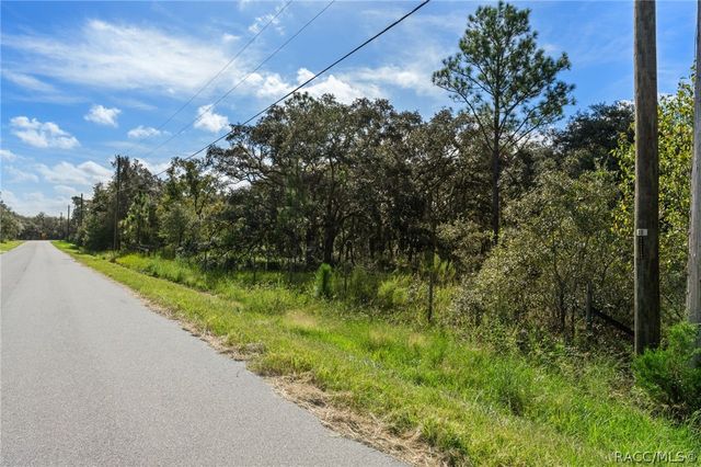 4274 W Field Street, Homosassa, FL 34446