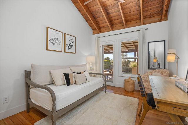 554 & 556 Stratford Dr, Encinitas, CA 92024